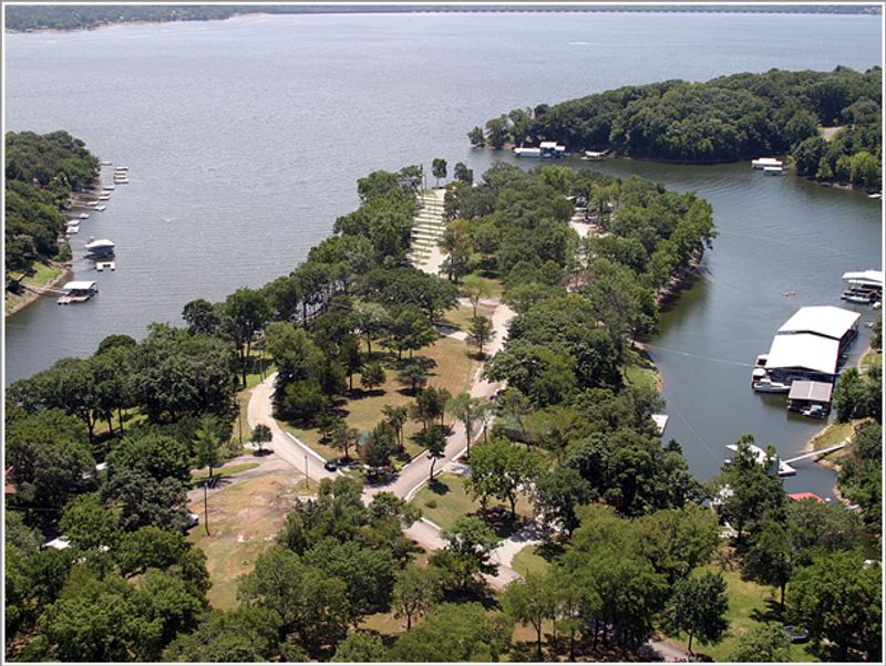 Water's Edge RV & Cabin Resort Oklahoma's Official